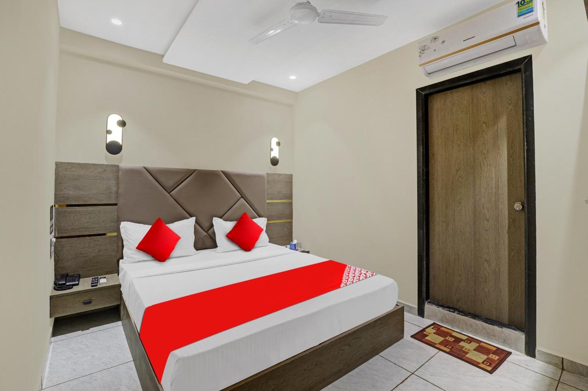 Hotel O Shree Palace Utran Exterior photo